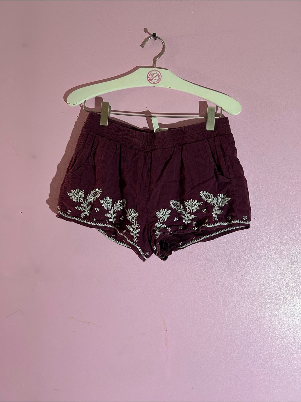 Mudd Maroon Floral-Embroidered Women's Shorts